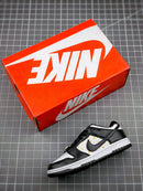 Tênis Nike SB Dunk Low x Supreme QS Black