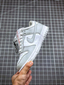 Tênis Nike SB Dunk Low "Silver Ash Killer"