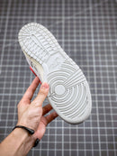 Tênis Nike SB Dunk Low x Off-White 'The 50 - Red'