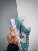 Nike Dunk Low Pro x April Turbo Green