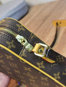 LV MEN CLASSIC SHOULDER BAG PREMIUM
