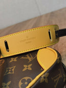 LV MEN CLASSIC SHOULDER BAG PREMIUM