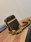 LV MEN CLASSIC SHOULDER BAG PREMIUM