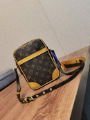 LV MEN CLASSIC SHOULDER BAG PREMIUM