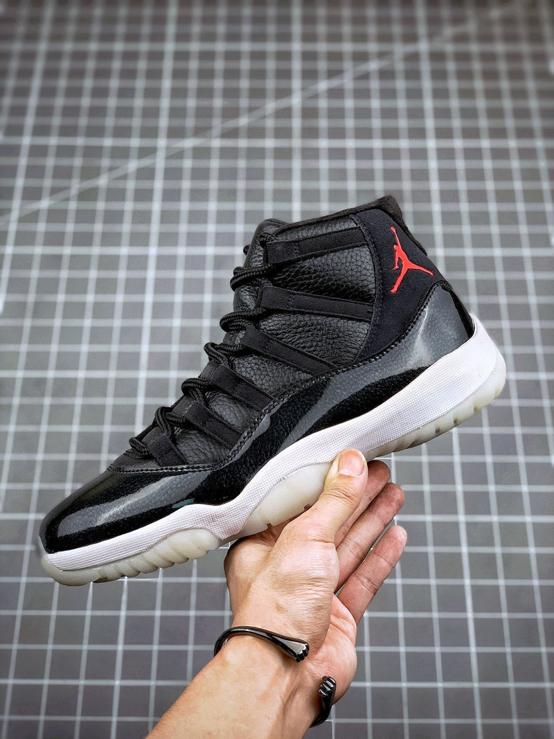 Tênis Nike Air Jordan 11 Retro