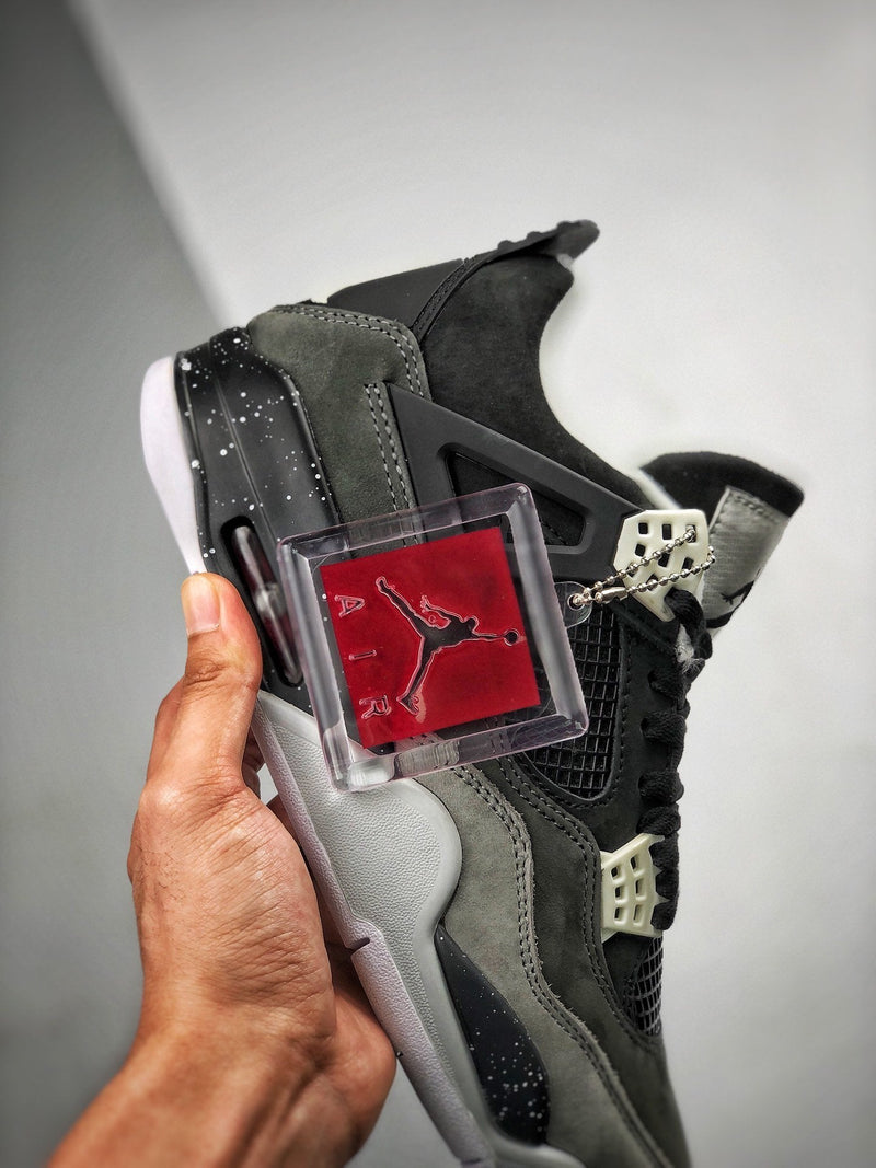 Tênis Nike Air Jordan 4 Retro "Fear"