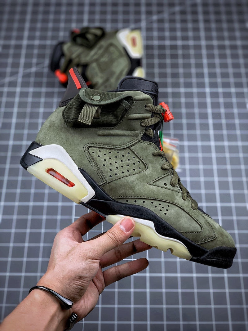 Tênis Nike Air Jordan 6 Retro Travis Scott