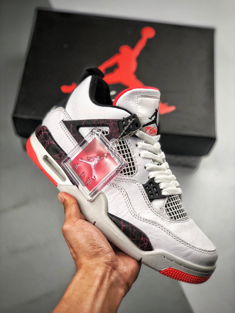 Tênis Nike Air Jordan 4 "Hot Lava"