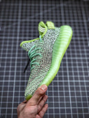 Tênis Adidas Yeezy Boost 350 V2 Yeezreel (Refletivo)
