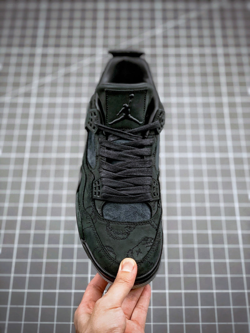 Tênis Nike Air Jordan 4 Retro Kaws Black