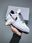 Tênis Nike Air Force 1 Low B/W