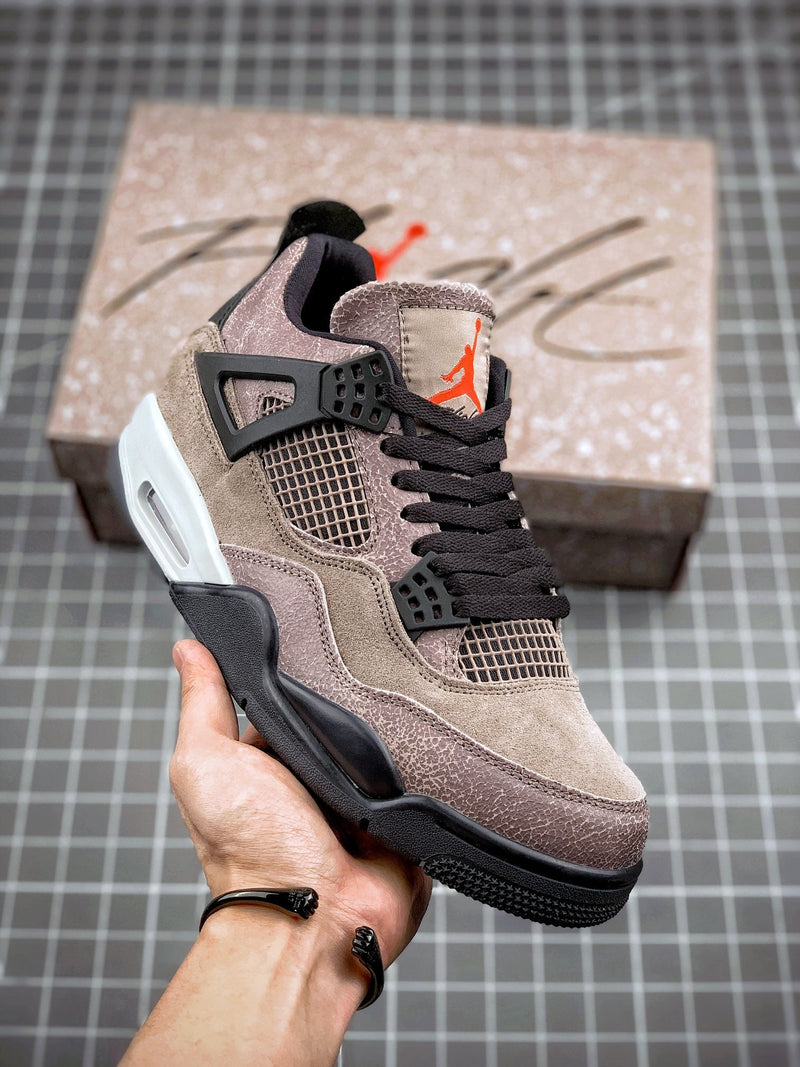 Tênis Nike Air Jordan 4 Retro Taupe Haze