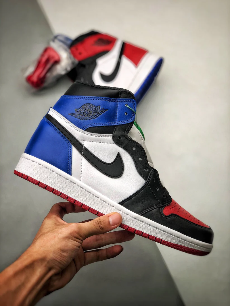 Tênis Nike Air Jordan 1 High Top 3