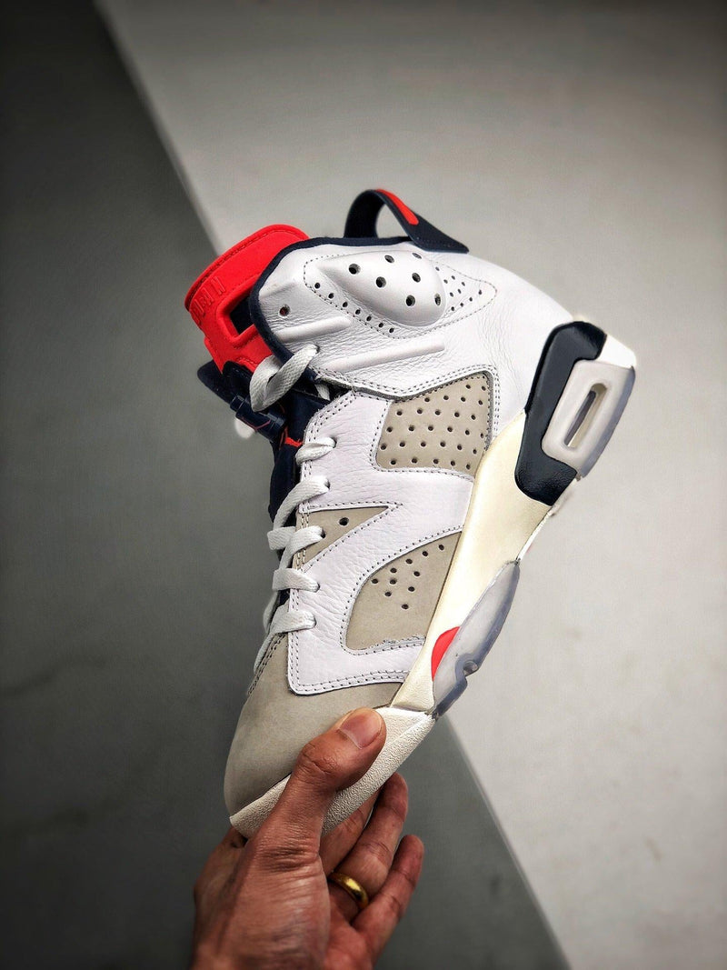 Tênis Nike Air Jordan 6 Retro "Tinker"