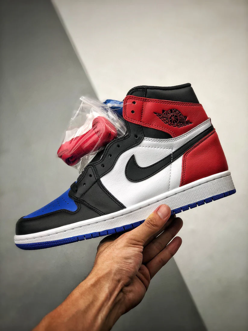 Tênis Nike Air Jordan 1 High Top 3