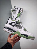 Tênis Nike Air Jordan 4 "Oil Green"