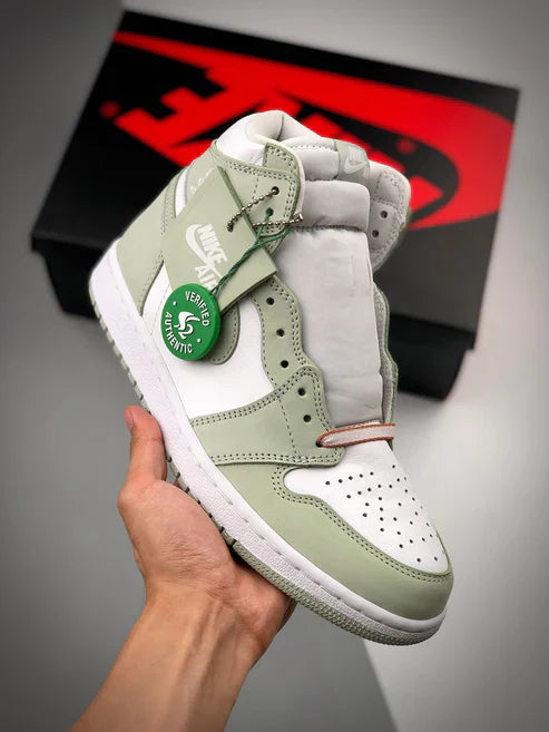 Tênis Nike Air Jordan 1 High "Seafoam"