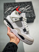 Tênis Nike Air Jordan 4 "Military Black"