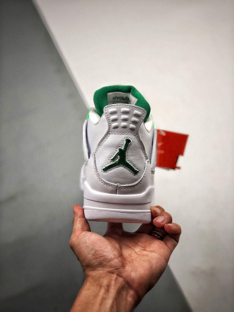 Tênis Nike Air Jordan 4 "Green Metallic"