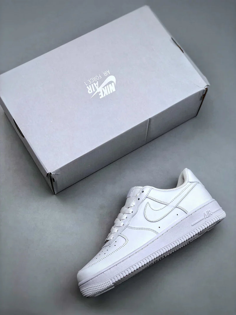 Tênis Nike Air Force 1 Low "White"