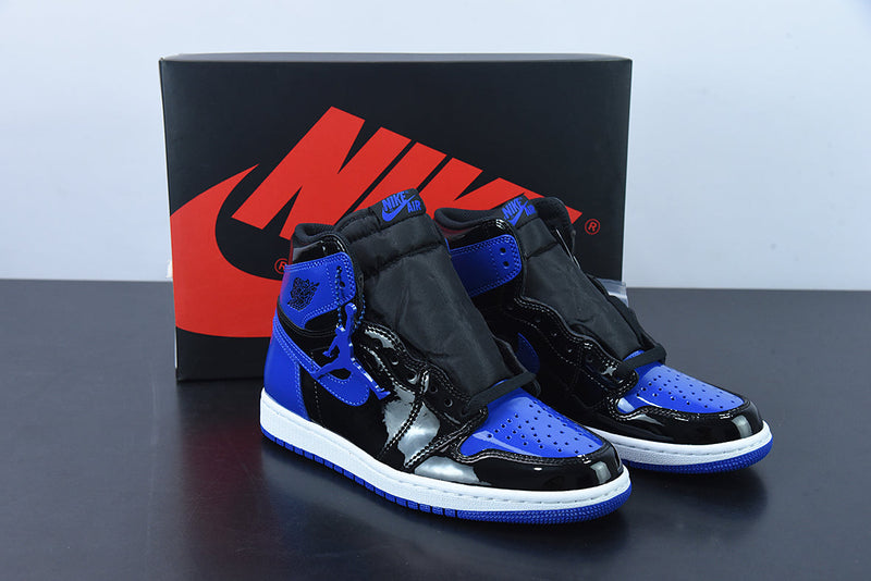 Tênis Nike Air Jordan 1 Retro High "Patent Royal"