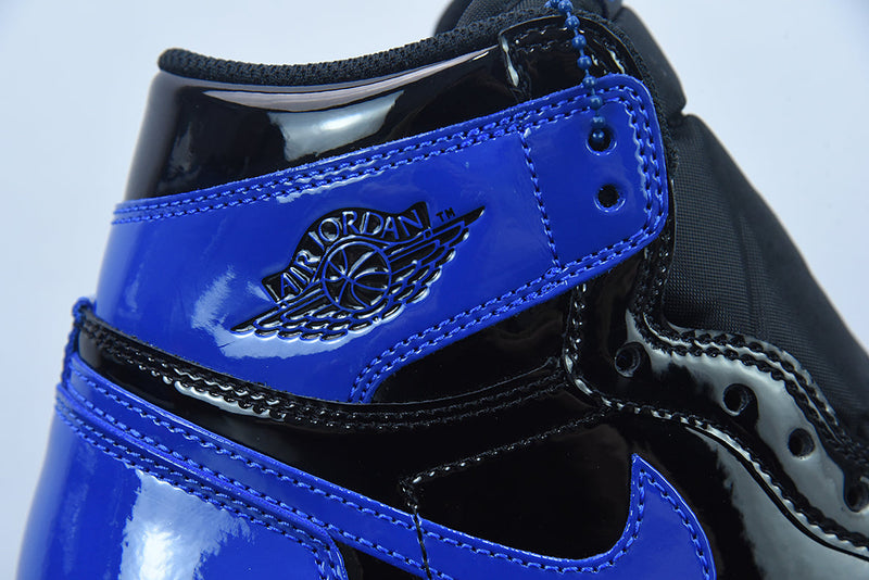 Tênis Nike Air Jordan 1 Retro High "Patent Royal"