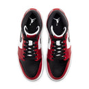 Tênis Nike Air Jordan 1 Mid Chicago Black Toe