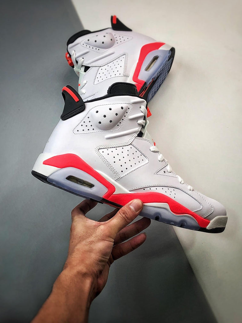 Tênis Nike Air Jordan 6 Retro "Infrared White"