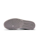 Tênis Nike Air Jordan 1 Low Smoke Grey Toe