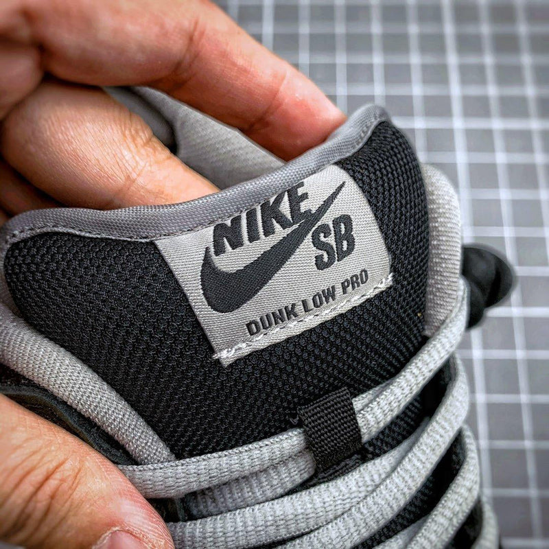 Tênis Nike SB Dunk Low J-PAC "Shadow"