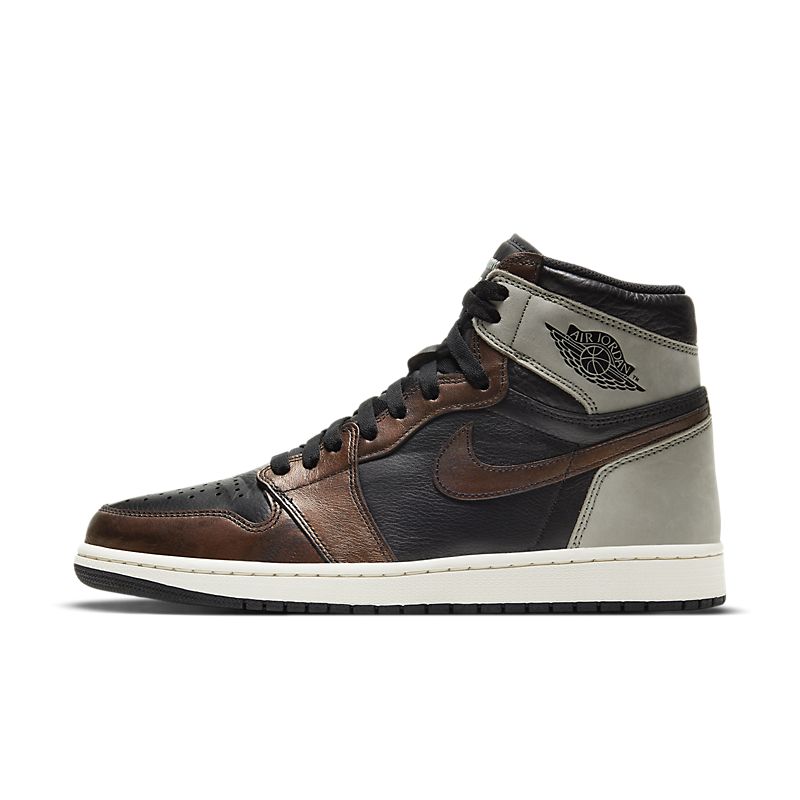 Tênis Nike Air Jordan 1 Retro High Patina