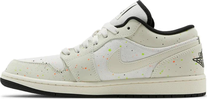 Tênis Nike Air Jordan 1 Low 'Brushstroke Swoosh - Paint Splatter'