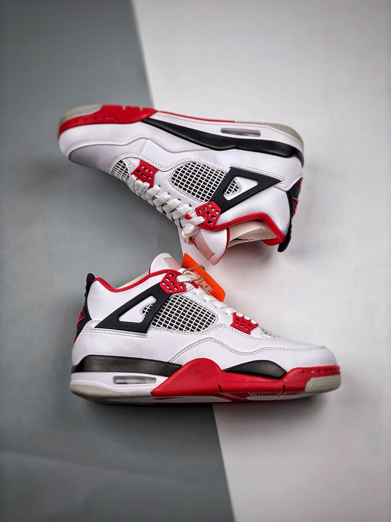 Tênis Nike Air Jordan 4 Retro "Fire Red"