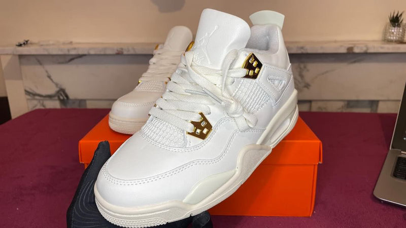 JORDAN 4 GOLD WHITE