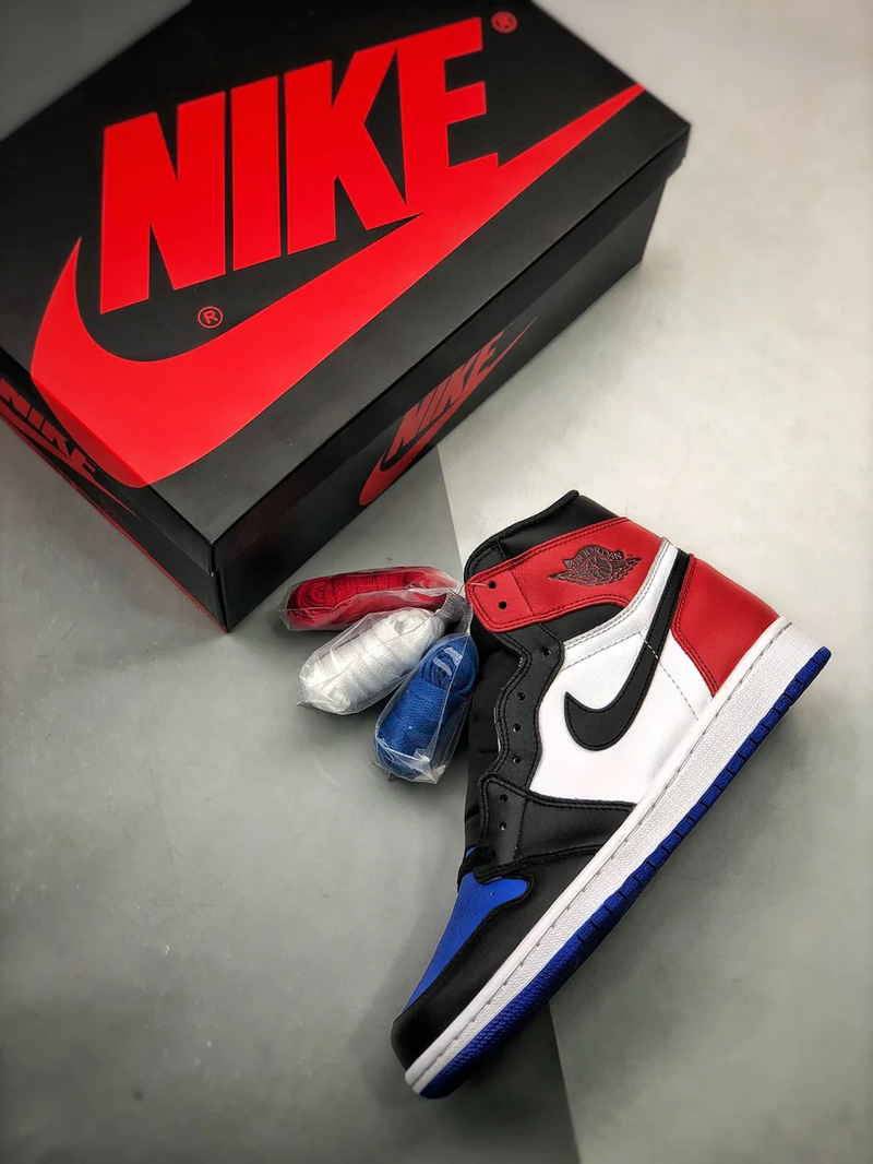 Tênis Nike Air Jordan 1 High Top 3