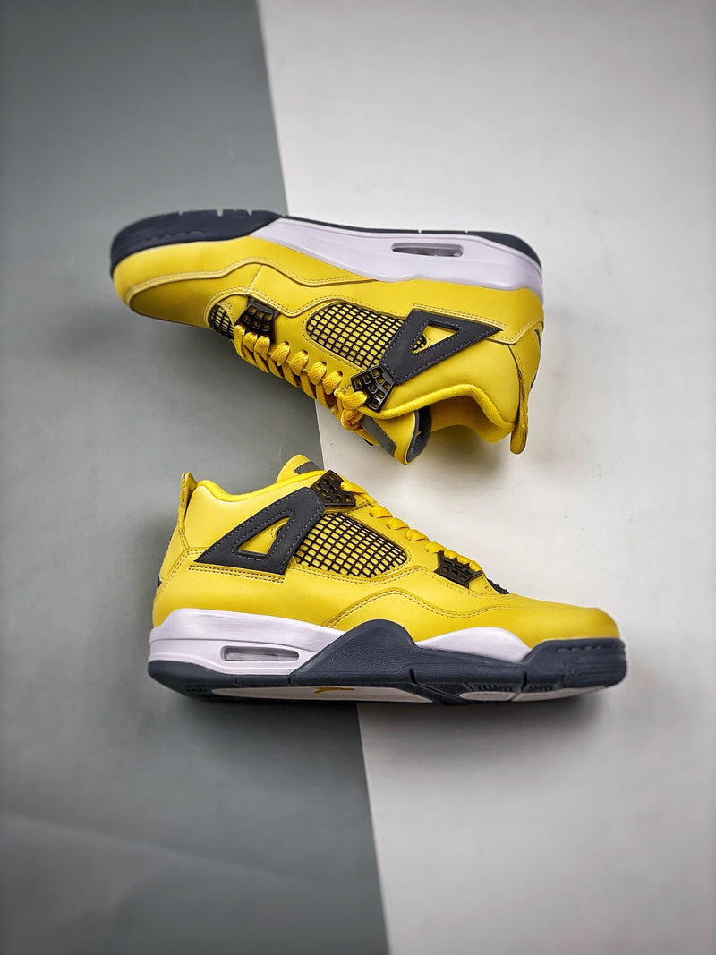 Tênis Nike Air Jordan 4 Retro "Lightning"