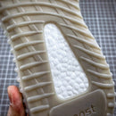 Tênis Adidas Yeezy Boost 350 V2 Tail Light