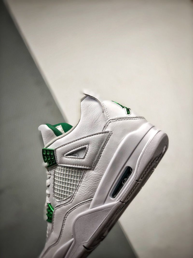 Tênis Nike Air Jordan 4 "Green Metallic"