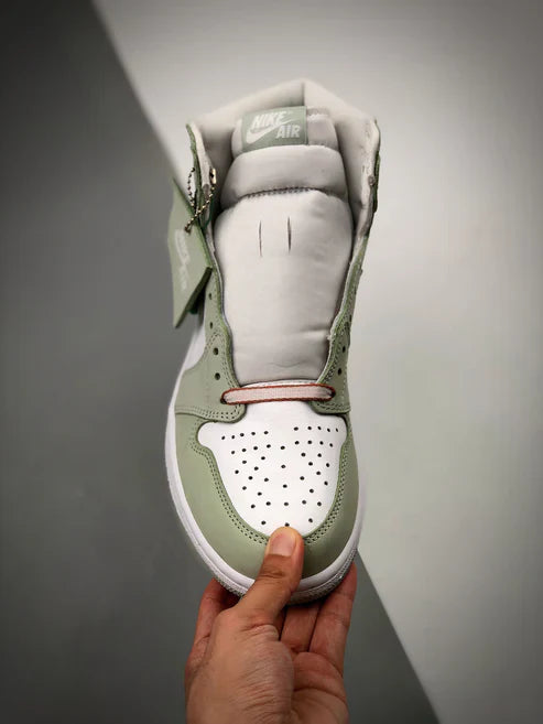 Tênis Nike Air Jordan 1 High "Seafoam"