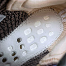 Tênis Adidas Yeezy Boost 350 V2 Yecheil (Refletivo)