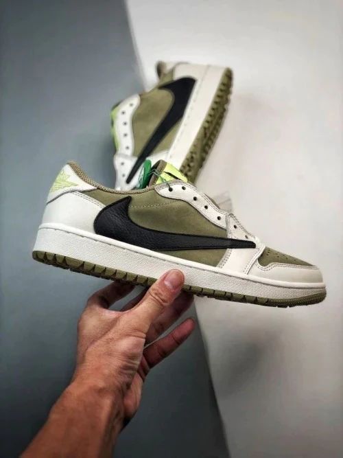 Tênis Nike Air Jordan 1 Low Travis Scott x Air Jordan 1 Low Golf