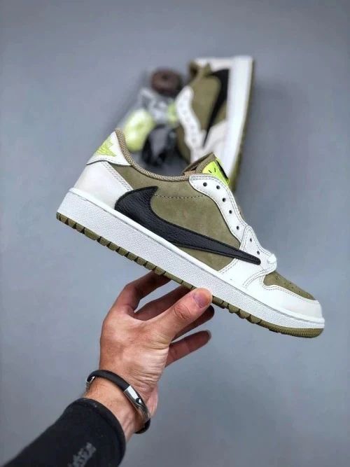 Tênis Nike Air Jordan 1 Low Travis Scott x Air Jordan 1 Low Golf