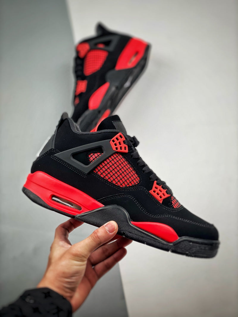 Tênis Nike Air Jordan 4 "Red Thunder"