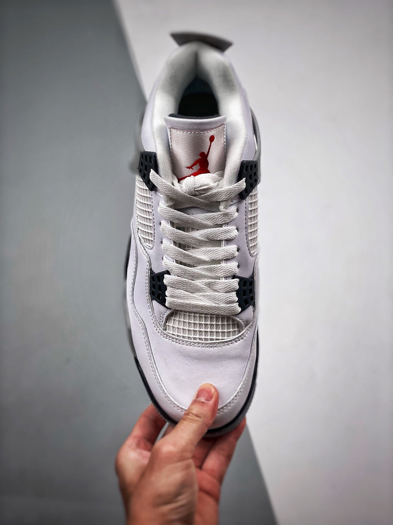 Tênis Nike Air Jordan 4 "White Cement"