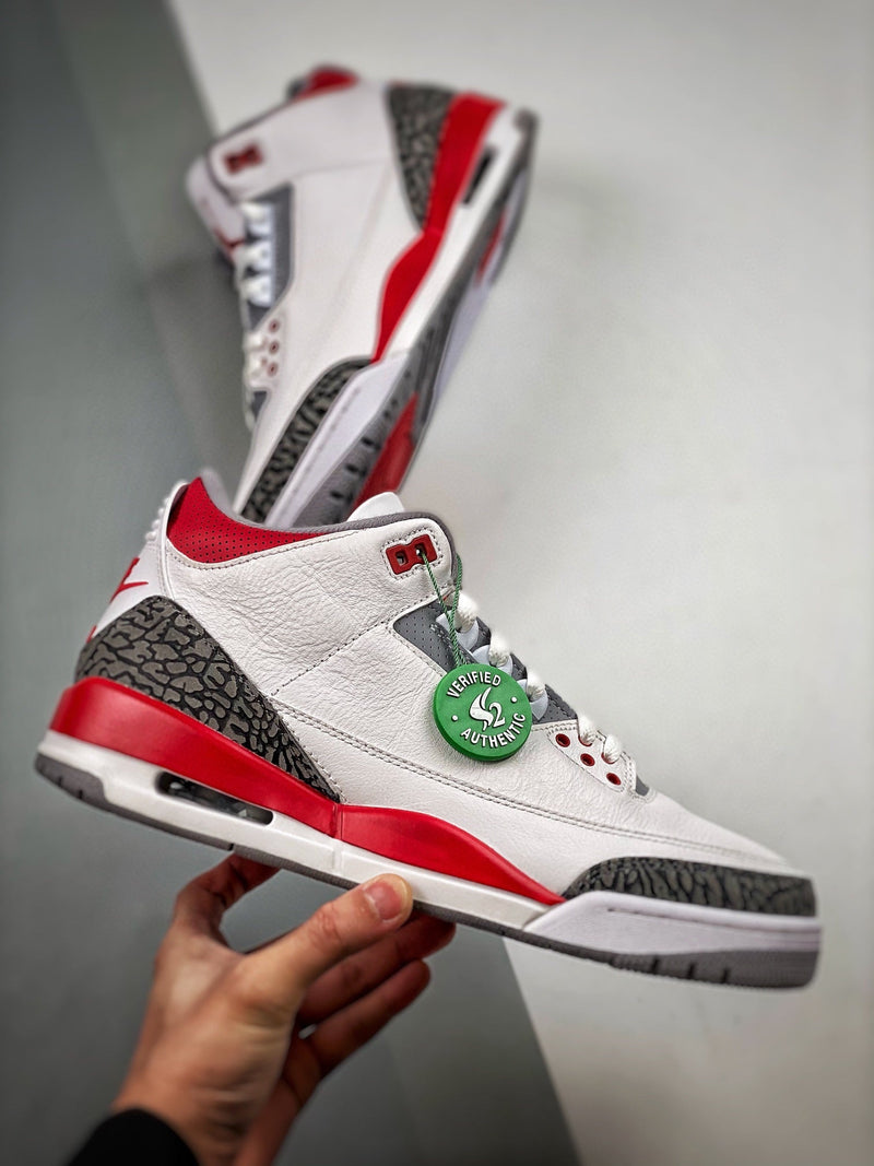 Tênis Nike Air Jordan 3 Retro "Fire Red"