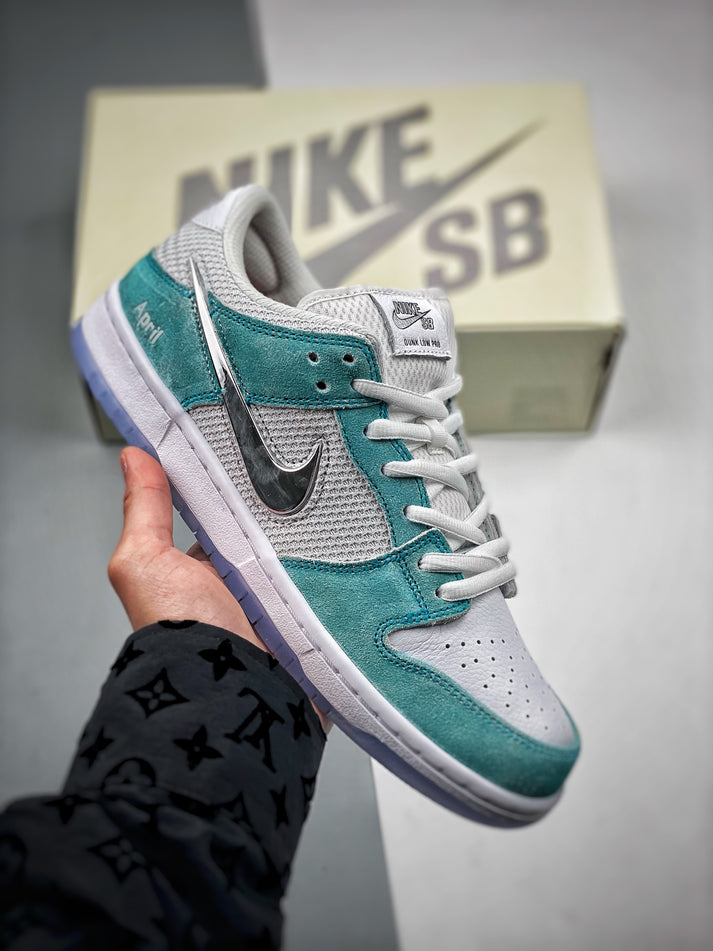 Nike Dunk Low Pro x April Turbo Green