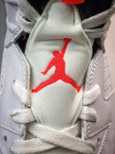 Tênis Nike Air Jordan 6 Retro "Infrared White"