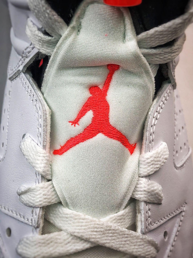 Tênis Nike Air Jordan 6 Retro "Infrared White"