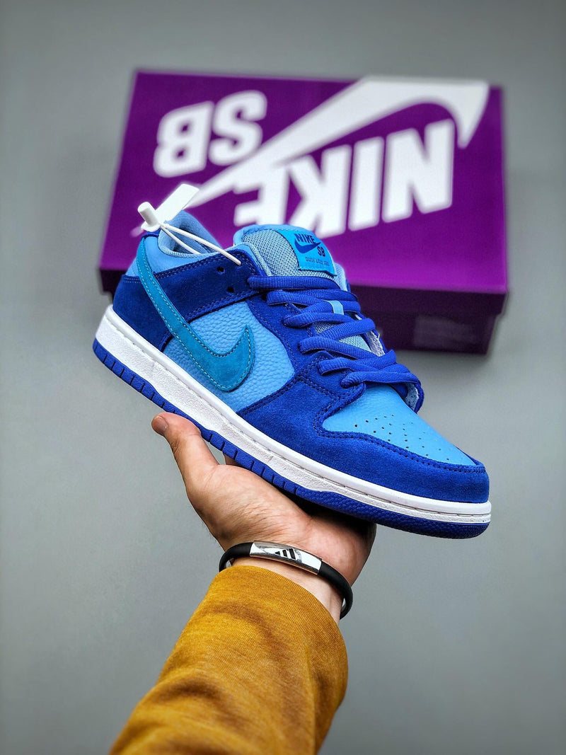 Tênis Nike SB Dunk Low Retro "Blue Raspeberry"