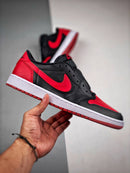 Tênis Nike Air Jordan 1 Low Retro "Bred"